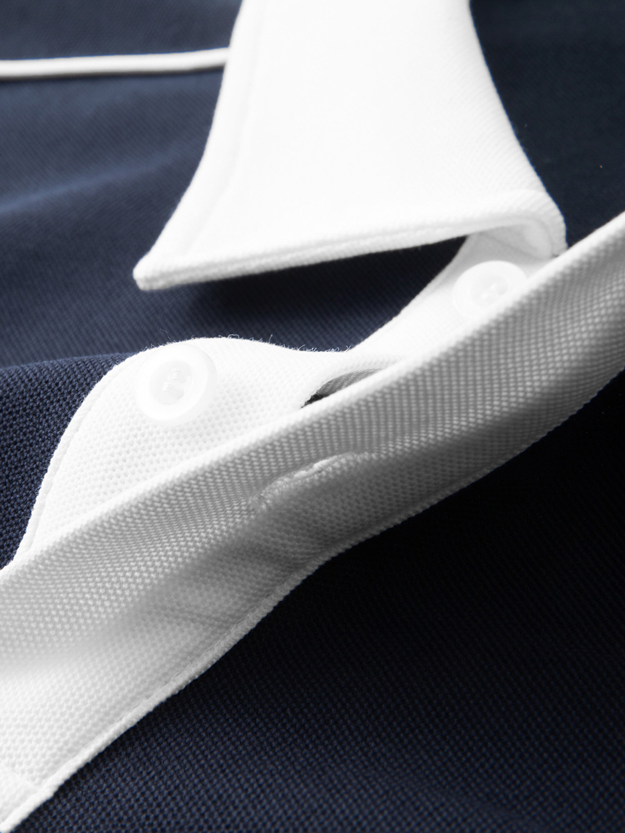 Signature T-Shirt • 240 GSM (7.1 oz)